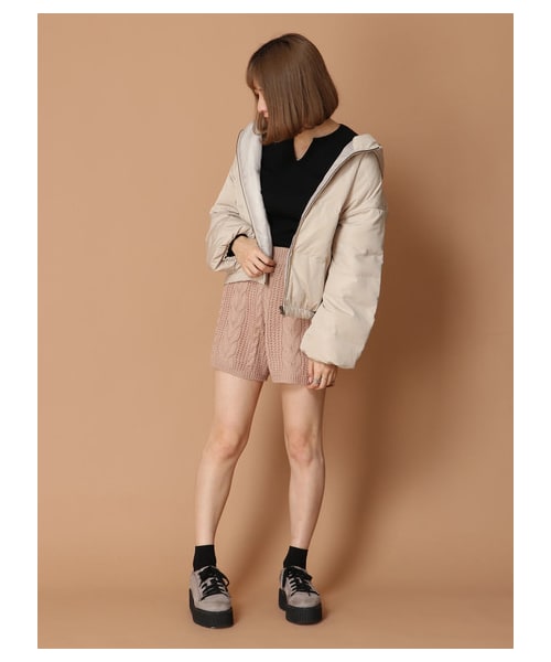 E hyphen world gallery（イーハイフンワールドギャラリー）の「中綿フードブルゾン2（ジャケット/アウター・ブラック/ライトベージュ/ライトグリーン/ライトパープル・F）」の2枚目の写真