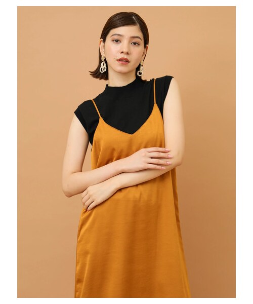 YECCA VECCA（イェッカヴェッカ）の「【Special Price】【WEB限定プライス】サテンキャミワンピース（ワンピース/ドレス・ブラック/ベージュ/マスタード・F）」の6枚目の写真