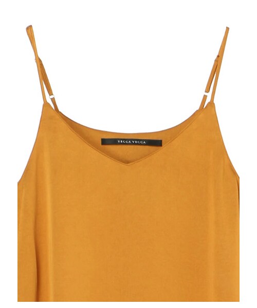 YECCA VECCA（イェッカヴェッカ）の「【Special Price】【WEB限定プライス】サテンキャミワンピース（ワンピース/ドレス・ブラック/ベージュ/マスタード・F）」の9枚目の写真