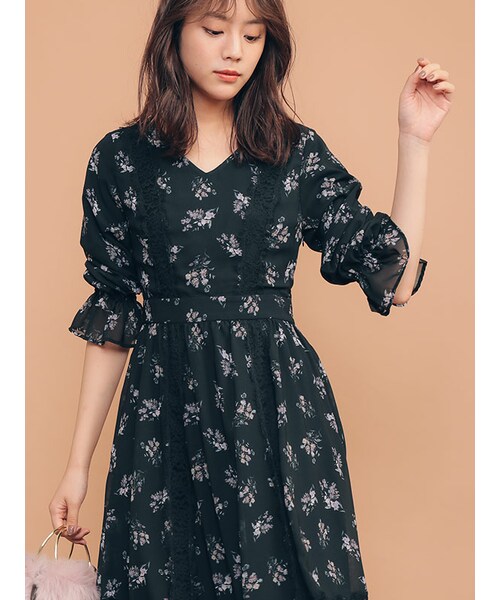 31 Sons de mode（トランテアン　ソン　ドゥ　モード）の「フラワープリントレース切替ワンピース（ワンピース/ドレス・レディース・ブラック/オフホワイト・36/38）」の6枚目の写真