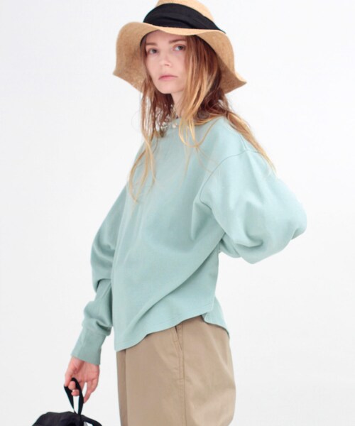 RNA-N（アールエヌエーエヌ）の「M1068 ダンボールニットスキッパートレーナー（トップス・レディース・ライトグレー/グレーブラウン/ミント）」の13枚目の写真