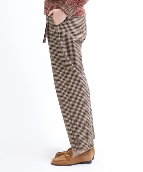 RNA-N（アールエヌエーエヌ）の「R3649 ヘビーツイルコットンチェックパンツ（パンツ・レディース・オフホワイトベース/ベージュベース/グリーンベース）」の17枚目の写真