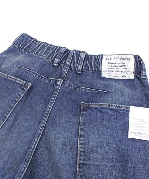 RNA-N（アールエヌエーエヌ）の「R3655 イージールーズデニム（パンツ・レディース・オールド加工）」の12枚目の写真