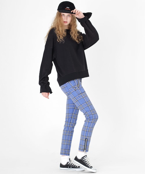 RNA（アールエヌエー）の「R3517 チェックzipスキニー（パンツ・レディース・ブルー系）」の5枚目の写真