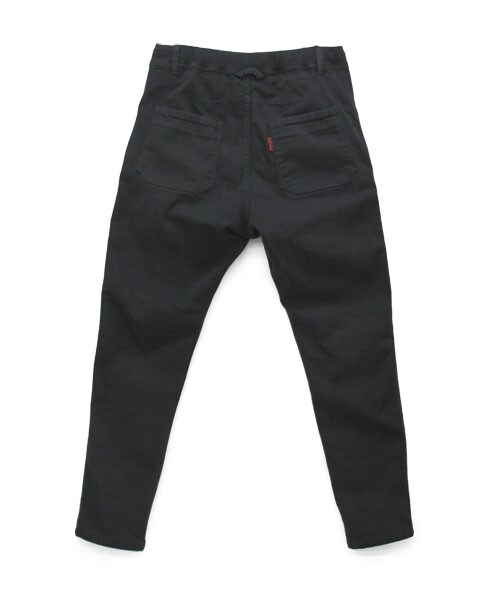 RNA（アールエヌエー）の「R3325 リラックスカラーパンツ（パンツ・レディース・ブラック）」の8枚目の写真