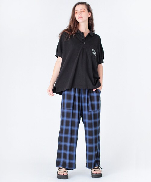 RNA（アールエヌエー）の「R3605 チェックベイカーパンツ（パンツ・レディース・ブルー/レッド）」の6枚目の写真