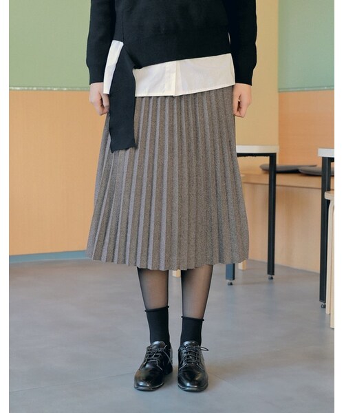 HOTPING(ホッピン)の「メランジカラープリーツニットロングスカート(スカート・レディース・Beige/Black/Grey・フリーサイズ)」の1枚目の写真