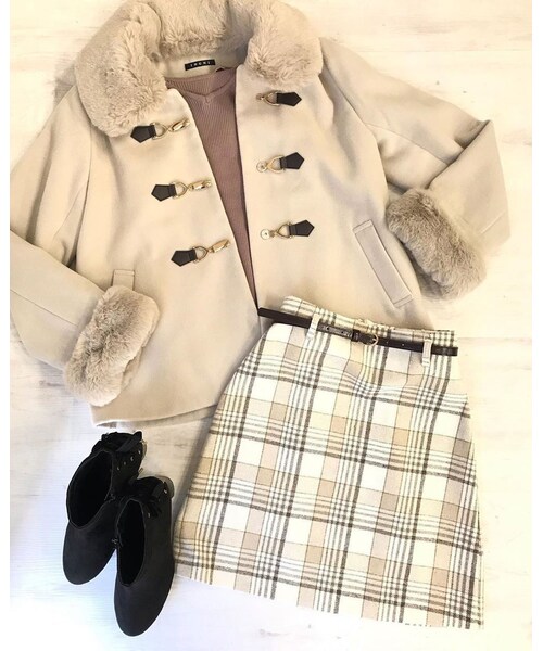 INGNI（イング）の「ベルト付きチェック柄台形／スカート（スカート・レディース・ｱｲﾎﾞﾘｰ/ｺﾝ/ﾍﾞｰｼﾞｭ・M）」の11枚目の写真