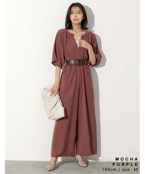 Re:EDIT（リエディ）の「[低身長向けSサイズ対応][お家で洗える]ウエストベルト付きVネックオールインワン（オールインワン・サロペット・レディース・ブラック/ブラウン/モカパープル・M/L/SC）」の7枚目の写真