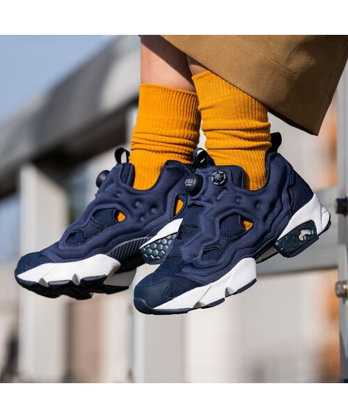 Reebok(リーボック)の「インスタポンプフューリー OG / INSTAPUMP FURY OG(シューズ・カレッジネイビー/ホワイト(DV6986)/スカルグレー/ホワイト(DV6988)/ブラック/ホワイト(DV6985)/ブレーズンベリー/ブラック/ホワイト(M40933)/ブラック/ハイパーグリーン/リーボックレッド/ホワイト(V47514))」の14枚目の写真