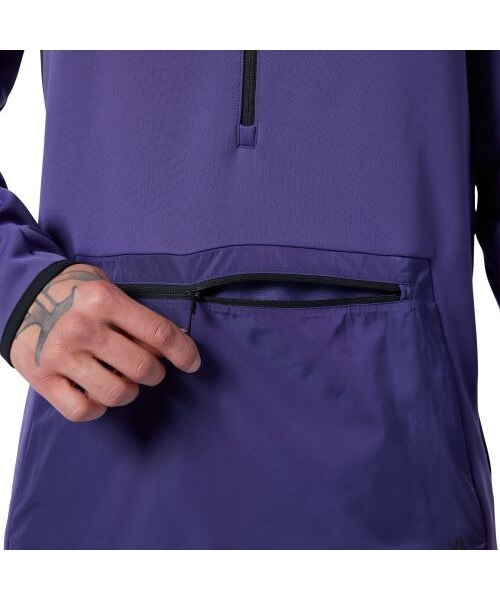 Reebok（リーボック）の「サーモウォーム デルタピーク コントロール フーディー / Thermowarm Deltapeak Control Hoodie（トップス・ミッドナイトインク(EC1001)・S/M/L）」の7枚目の写真