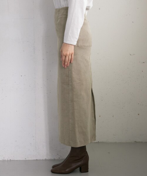 URBAN RESEARCH DOORS(アーバンリサーチドアーズ)の「【Oggi掲載】コーデュロイマキシストレートスカート(その他・レディース・GREGE/CHOCO/GREEN・36/38)」の17枚目の写真