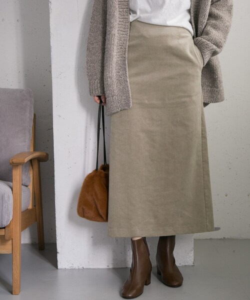 URBAN RESEARCH DOORS(アーバンリサーチドアーズ)の「【Oggi掲載】コーデュロイマキシストレートスカート(その他・レディース・GREGE/CHOCO/GREEN・36/38)」の12枚目の写真