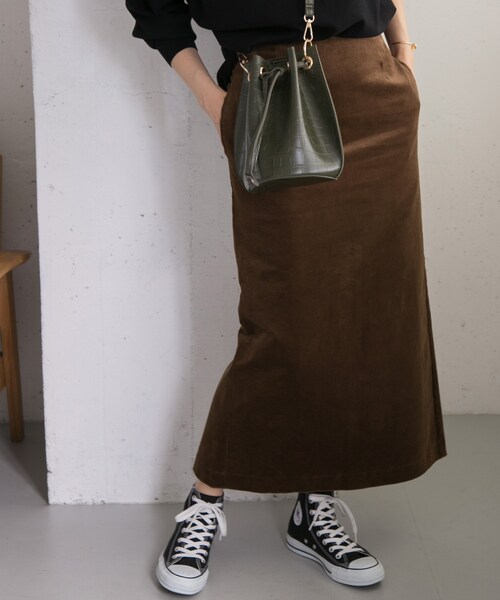 URBAN RESEARCH DOORS(アーバンリサーチドアーズ)の「【Oggi掲載】コーデュロイマキシストレートスカート(その他・レディース・GREGE/CHOCO/GREEN・36/38)」の10枚目の写真
