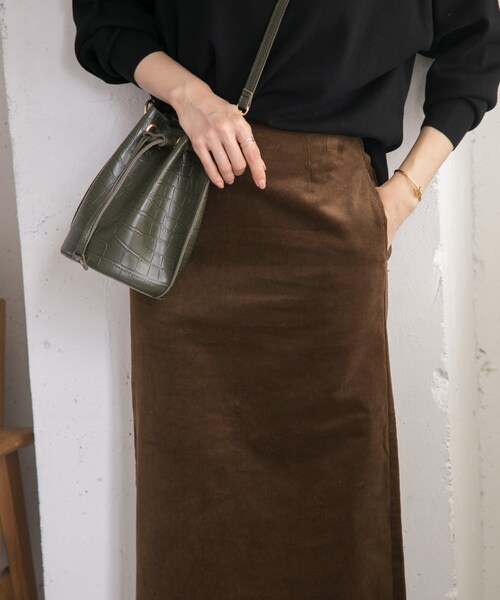 URBAN RESEARCH DOORS(アーバンリサーチドアーズ)の「【Oggi掲載】コーデュロイマキシストレートスカート(その他・レディース・GREGE/CHOCO/GREEN・36/38)」の8枚目の写真