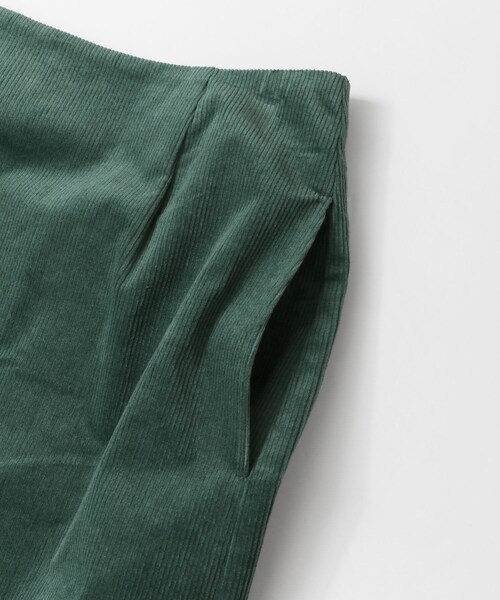 URBAN RESEARCH DOORS(アーバンリサーチドアーズ)の「【Oggi掲載】コーデュロイマキシストレートスカート(その他・レディース・GREGE/CHOCO/GREEN・36/38)」の22枚目の写真