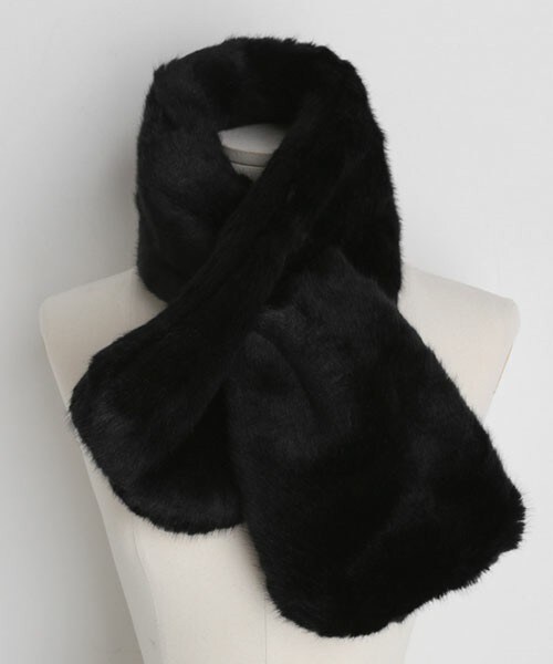 DHOLIC（ディーホリック）の「エコファークロスマフラー（マフラー・レディース・ホワイト/グレー/ブラウン/ピンク/ブラック/その他・FREE）」の2枚目の写真