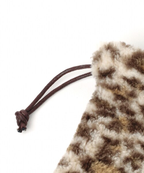 studio CLIP（スタディオクリップ）の「アソートファー巾着バッグ（バッグ・レオパード/アイボリー/マスタード）」の13枚目の写真