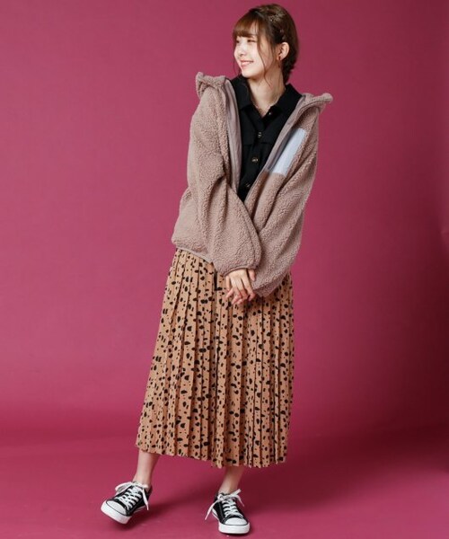 RAY CASSIN（レイカズン）の「配色ボアフードブルゾン（ジャケット/アウター・レディース・ブラウン/生成/ラベンダー・FREE）」の17枚目の写真