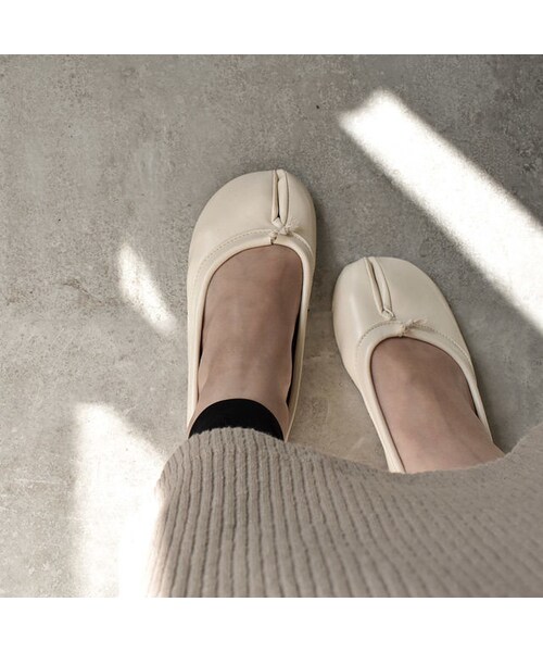 Lavish Gate(ラヴィッシュゲート)の「shoes-02050 足袋バレエシューズ フラットパンプス(パンプス・レディース・その他)」の2枚目の写真