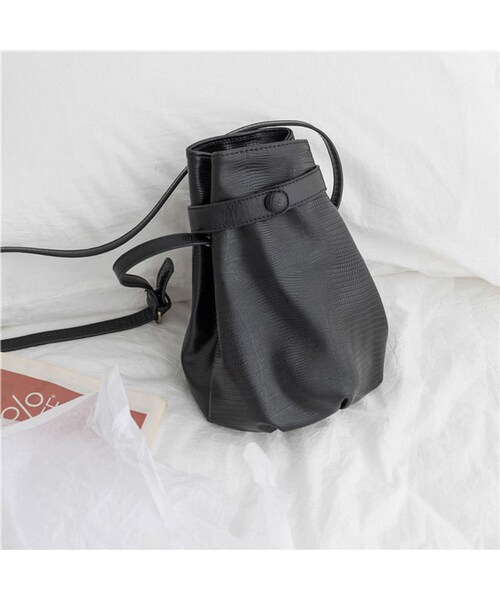 Lavish Gate（ラヴィッシュゲート）の「bag2-02440　型押しフェイクレザーバッグ　ブラウン　ブラック（ショルダーバッグ・レディース・その他）」の11枚目の写真