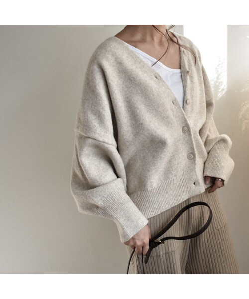 Lavish Gate（ラヴィッシュゲート）の「mb-tops-02021　アシンメトリー　変形タンクトップ　ホワイト　グレー　ブラック（Tシャツ/カットソー・レディース・その他）」の5枚目の写真