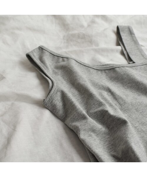 Lavish Gate（ラヴィッシュゲート）の「mb-tops-02021　アシンメトリー　変形タンクトップ　ホワイト　グレー　ブラック（Tシャツ/カットソー・レディース・その他）」の8枚目の写真