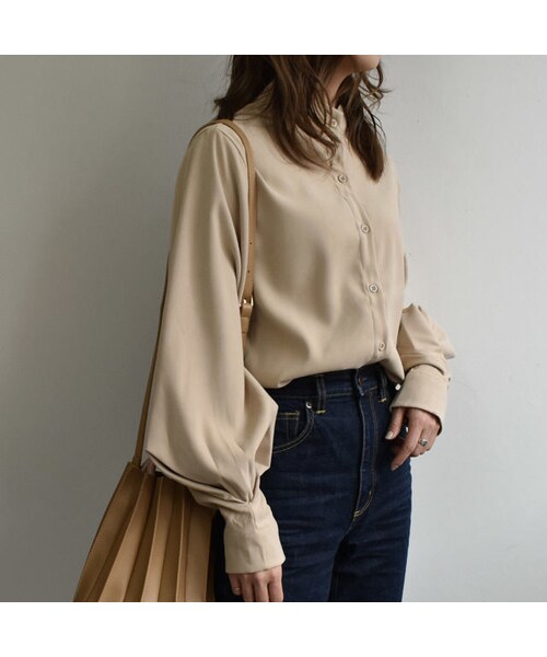 Lavish Gate（ラヴィッシュゲート）の「tops-02031　ボリュームスリーブ　バンドカラーシャツブラウス　ベージュ　ホワイト（シャツ/ブラウス・レディース・その他）」の15枚目の写真