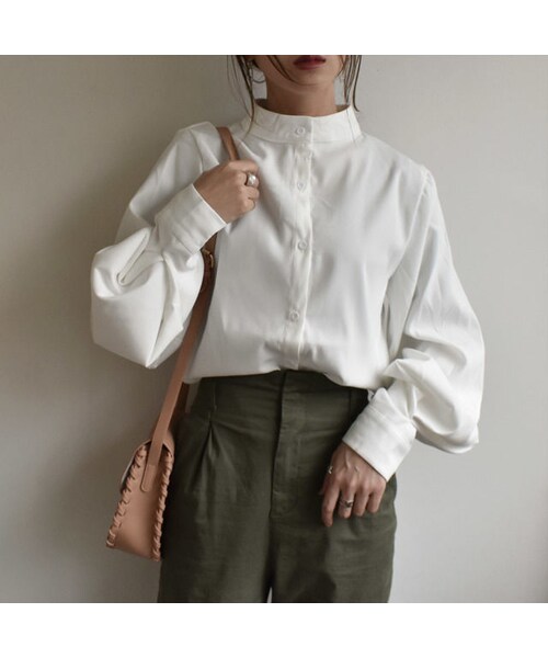 Lavish Gate（ラヴィッシュゲート）の「tops-02031　ボリュームスリーブ　バンドカラーシャツブラウス　ベージュ　ホワイト（シャツ/ブラウス・レディース・その他）」の13枚目の写真