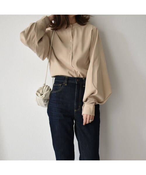 Lavish Gate（ラヴィッシュゲート）の「tops-02031　ボリュームスリーブ　バンドカラーシャツブラウス　ベージュ　ホワイト（シャツ/ブラウス・レディース・その他）」の6枚目の写真