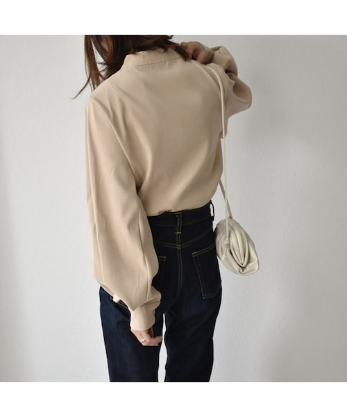 Lavish Gate（ラヴィッシュゲート）の「tops-02031　ボリュームスリーブ　バンドカラーシャツブラウス　ベージュ　ホワイト（シャツ/ブラウス・レディース・その他）」の9枚目の写真