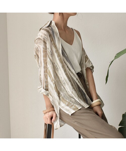 Lavish Gate(ラヴィッシュゲート)の「nh-tops-02116 ペイントストライプシャツ(シャツ/ブラウス・レディース・その他)」の1枚目の写真