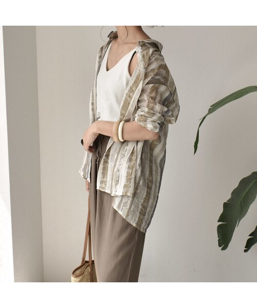 Lavish Gate(ラヴィッシュゲート)の「nh-tops-02116 ペイントストライプシャツ(シャツ/ブラウス・レディース・その他)」の4枚目の写真