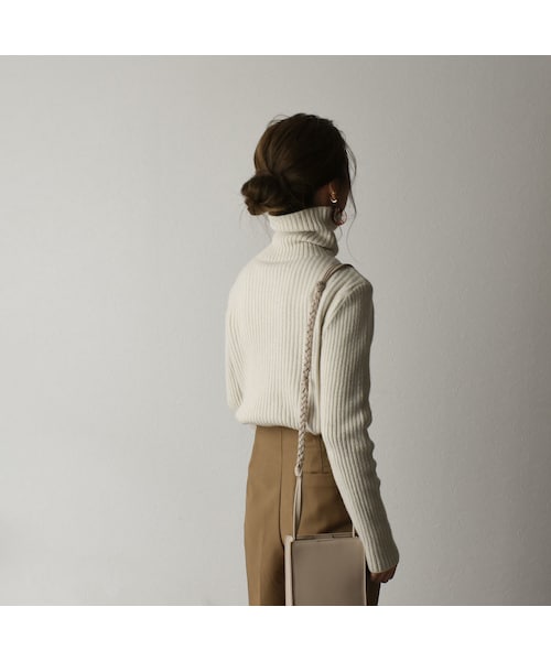 Lavish Gate（ラヴィッシュゲート）の「knit-02062　リブタートルネックニットプルオーバー　オートミール　ダスティパープル　モカベージュ（ニット/セーター・レディース・その他）」の3枚目の写真