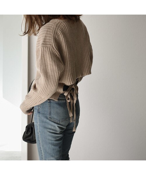 Lavish Gate（ラヴィッシュゲート）の「knit-02067　ウール混　バックリボンリブニット　オフホワイト　ベージュ　ブラック　カーキ（ニット/セーター・レディース・その他）」の4枚目の写真
