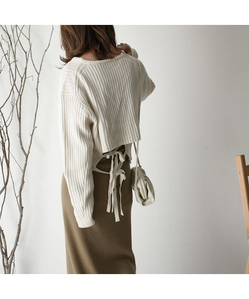 Lavish Gate（ラヴィッシュゲート）の「knit-02067　ウール混　バックリボンリブニット　オフホワイト　ベージュ　ブラック　カーキ（ニット/セーター・レディース・その他）」の9枚目の写真