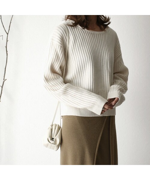 Lavish Gate（ラヴィッシュゲート）の「knit-02067　ウール混　バックリボンリブニット　オフホワイト　ベージュ　ブラック　カーキ（ニット/セーター・レディース・その他）」の10枚目の写真