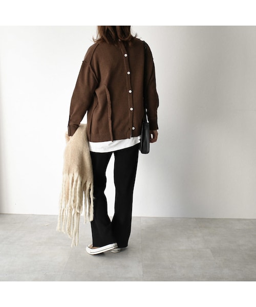 Lavish Gate（ラヴィッシュゲート）の「knit-02069　バックボタンニットプルオーバー　オフホワイト　ピスタチオ　ブラウン（ニット/セーター・レディース・その他）」の4枚目の写真