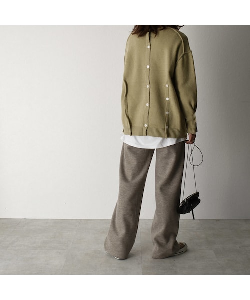 Lavish Gate（ラヴィッシュゲート）の「knit-02069　バックボタンニットプルオーバー　オフホワイト　ピスタチオ　ブラウン（ニット/セーター・レディース・その他）」の11枚目の写真