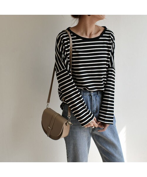 Lavish Gate（ラヴィッシュゲート）の「tops-02057　ルーズボーダートップス　ブラック×ホワイト（Tシャツ/カットソー・レディース・その他）」の2枚目の写真