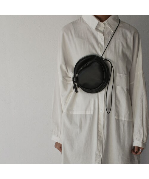 Lavish Gate（ラヴィッシュゲート）の「nh-bag2-02483　エコレザー　ラウンドミニポシェット　ショルダーバッグ（ショルダーバッグ・レディース・その他）」の5枚目の写真