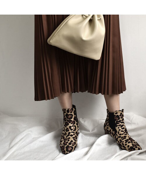 SAINT LAURENT ヒョウ柄 サイドゴアブーツ Lavish Gate（ラヴィッシュゲート）の「shoes-02044 レオパード