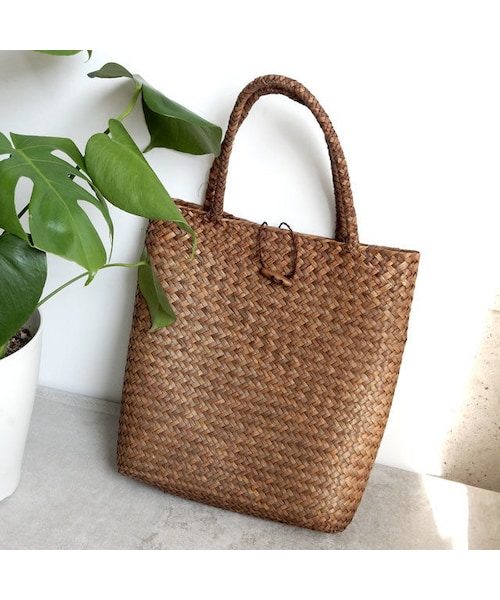 Lavish Gate（ラヴィッシュゲート）の「bag2-02214　ラタンかごバッグ　ウッドパーツ付きトートバッグ（かごバッグ・レディース・その他）」の4枚目の写真