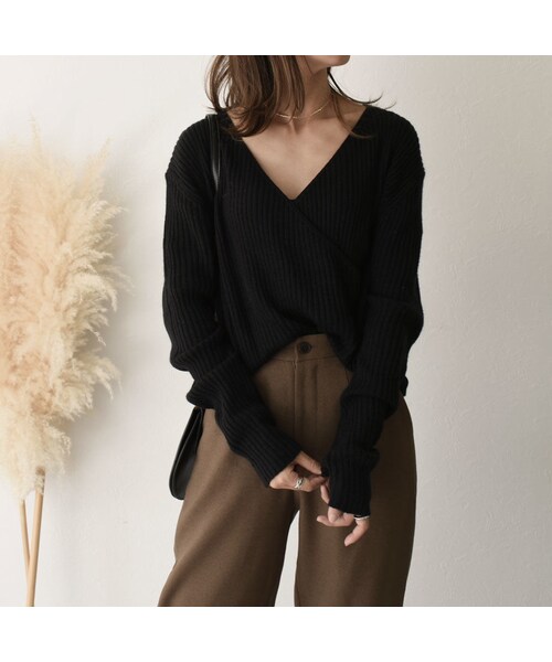 Lavish Gate（ラヴィッシュゲート）の「knit-02049　カシュクールリブトップス　ブラック　ホワイト　ベージュ（ニット/セーター・レディース・その他）」の4枚目の写真