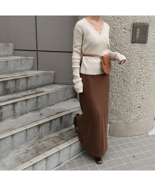 Lavish Gate（ラヴィッシュゲート）の「knit-02049　カシュクールリブトップス　ブラック　ホワイト　ベージュ（ニット/セーター・レディース・その他）」の7枚目の写真