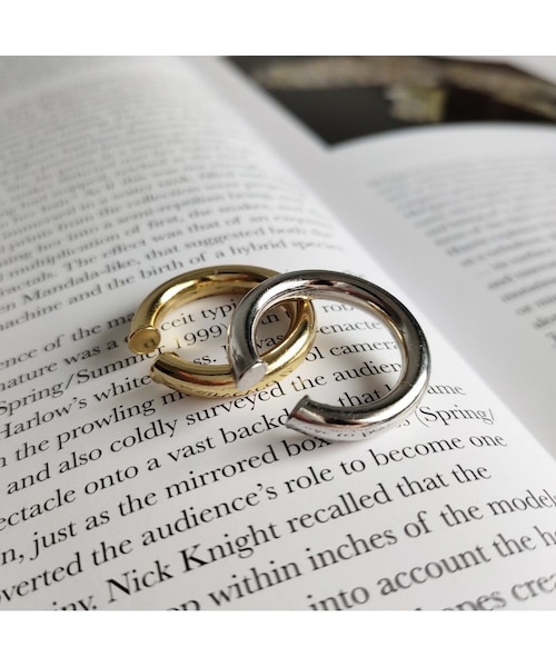 Lavish Gate（ラヴィッシュゲート）の「mb-earcuff-02009　SV925　ボリュームフープイヤーカフ　ゴールド　シルバー（イヤリング・レディース・その他）」の3枚目の写真