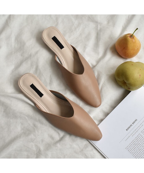 Lavish Gate（ラヴィッシュゲート）の「shoes-02056　フェイクレザー　ポインテッドトゥミュール　パンプス　ヌードカラー　ブラック（パンプス・レディース・その他）」の14枚目の写真