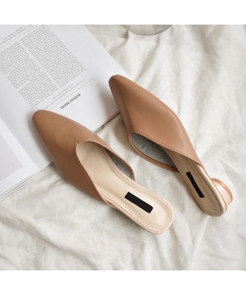 Lavish Gate（ラヴィッシュゲート）の「shoes-02056　フェイクレザー　ポインテッドトゥミュール　パンプス　ヌードカラー　ブラック（パンプス・レディース・その他）」の13枚目の写真