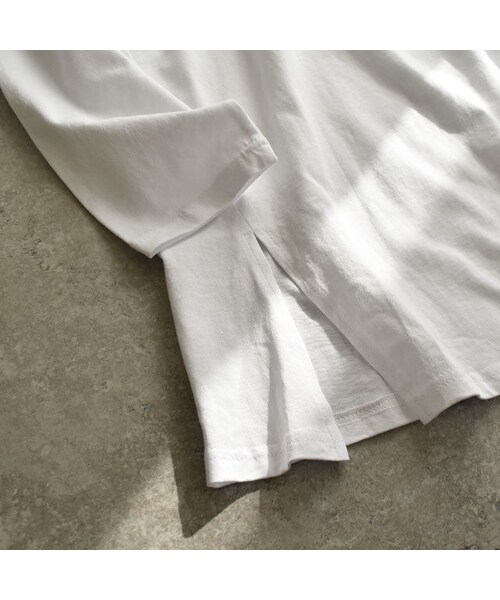 Lavish Gate（ラヴィッシュゲート）の「tops-02015 　サイドスリット　ロングＴシャツ　ホワイト（Tシャツ/カットソー・レディース・その他）」の6枚目の写真