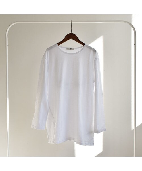 Lavish Gate（ラヴィッシュゲート）の「tops-02015 　サイドスリット　ロングＴシャツ　ホワイト（Tシャツ/カットソー・レディース・その他）」の10枚目の写真